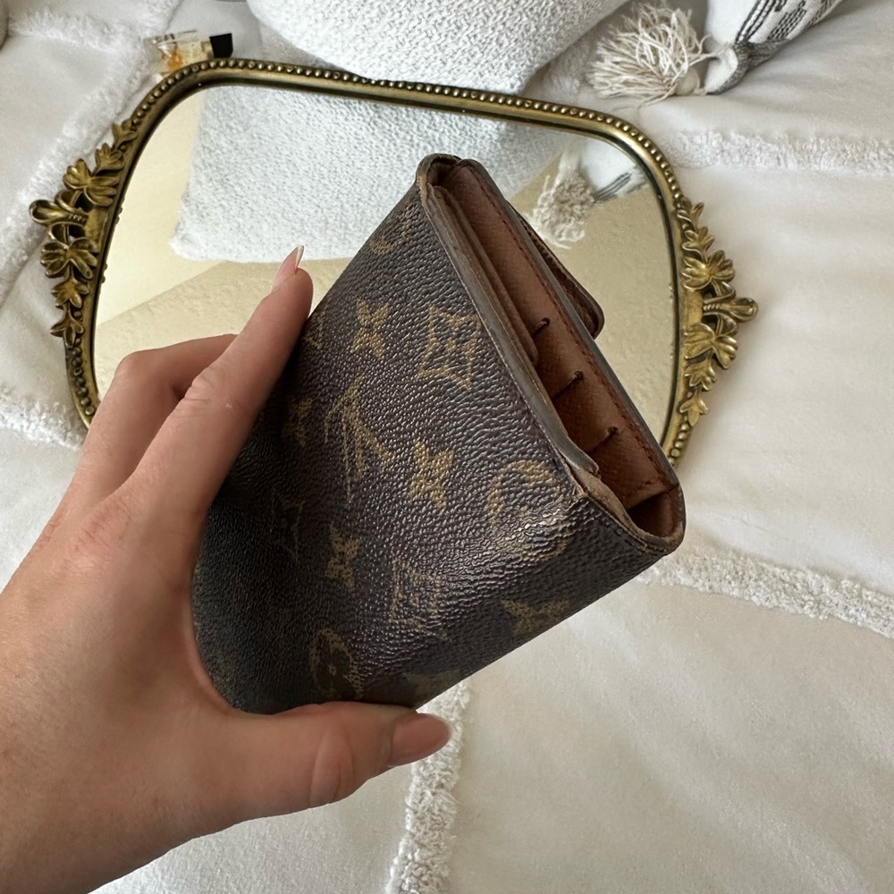 LV MONOGRAM WALLET Authentic - Picture 3 of 7